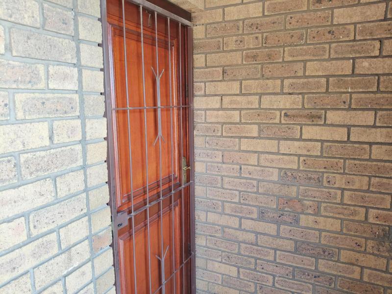 2 Bedroom Property for Sale in Ferndale Western Cape